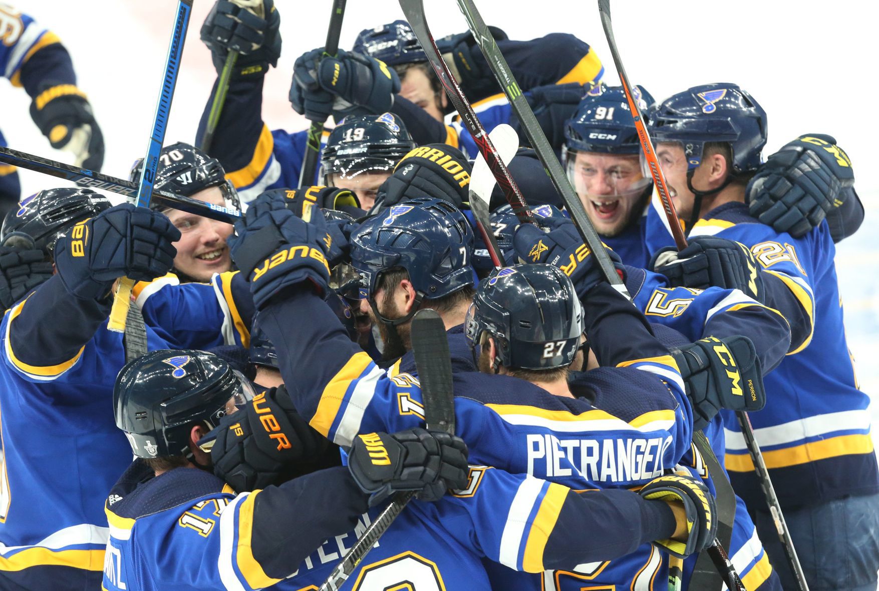 Blues and Stars go for broke in final playoff game 7